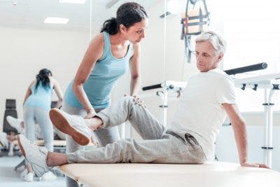 stretching-brain-injury-contractures
